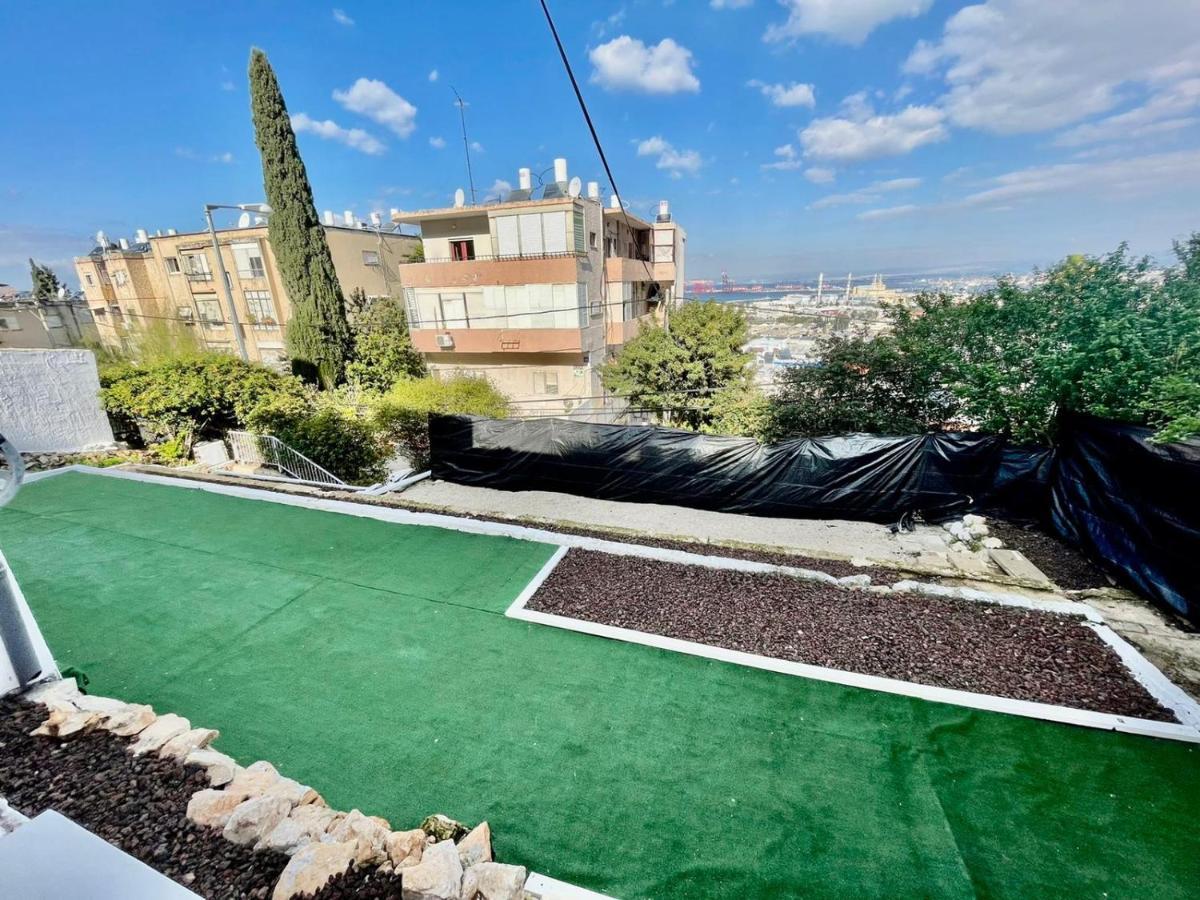 יחידות אירוח נוף המפרץ Lägenhet Haifa Exteriör bild