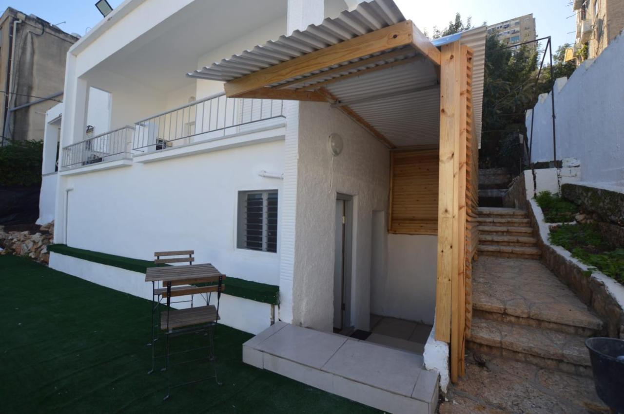 יחידות אירוח נוף המפרץ Lägenhet Haifa Exteriör bild
