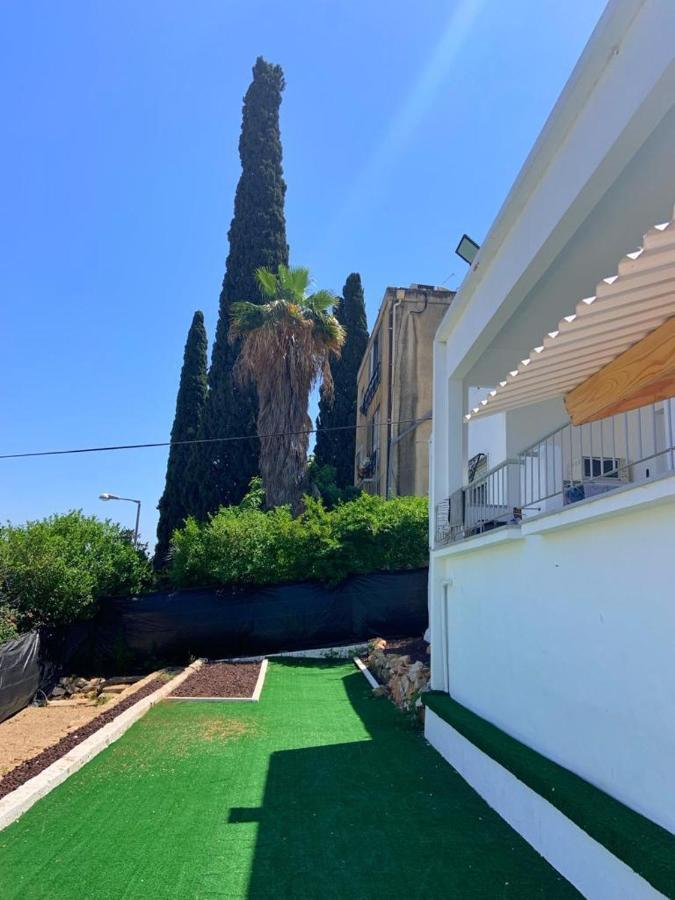 יחידות אירוח נוף המפרץ Lägenhet Haifa Exteriör bild